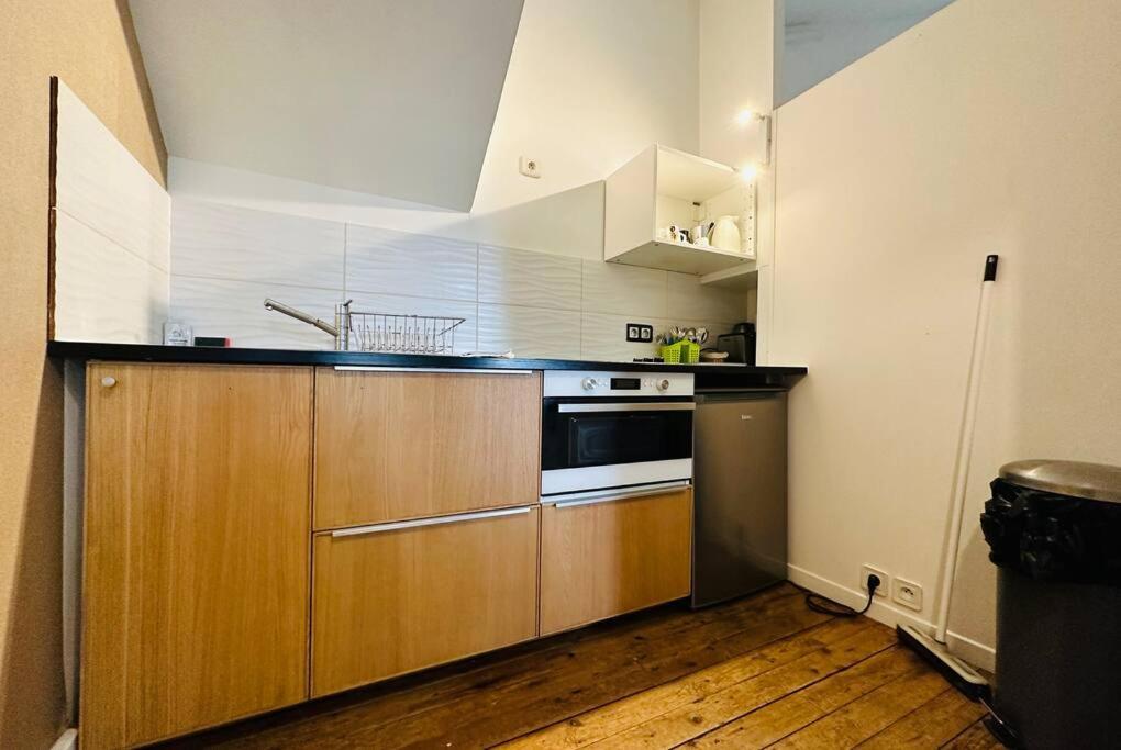Standing Apartment T2 Near The Train Station And Tours Extérieur photo